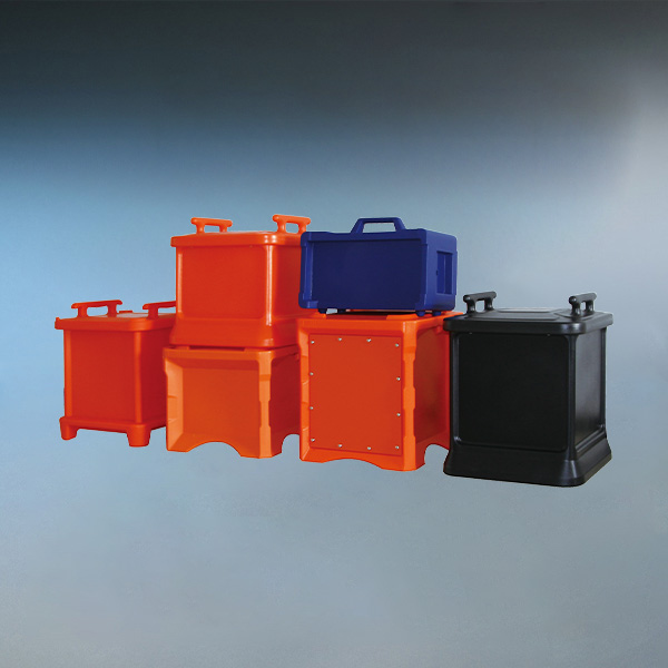 Blow molding box